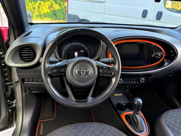 Toyota Aygo X 1.0 LIMITED VVT-i 72 CV 5 porte FULL OPTIONAL - Foto 9