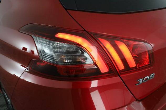 PEUGEOT 308 308 BlueHDi 130 EAT8 S&S GT Line rif. 24135429 - Foto 10