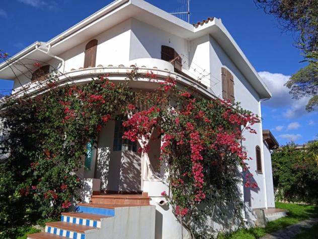 Irgoli vendesi villa 8 vani 230 Mq