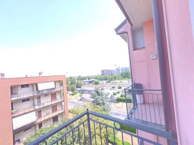 V001002 - MILANO Via Comasina 97 vendo TRILOCALE al piano alto con terrazzo - Foto 8