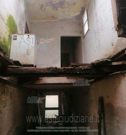 IMMOBILI-IMMOBILE RESIDENZIALE-Via Corso Giuseppe Garibaldi n. 180 - Foto 3