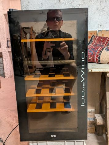 Cantinetta refrigerata per vino