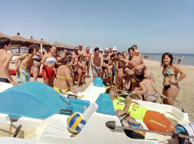 RICERCHIAMO ANIMATORI JUNIOR CLUB