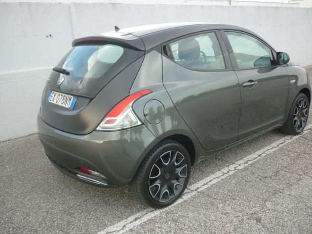 Lancia Ypsilon 1.2 69 CV 5 P. S Momodesign Km 80.000 - Foto 6