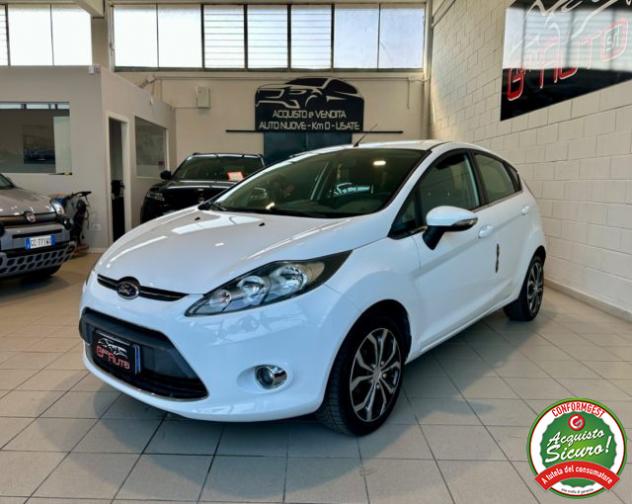 FORD Fiesta 1.2 82CV 5p. Titanium *NEOPATENTATI* rif. 23977392