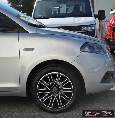 LANCIA Ypsilon 1.2 69cv 5p. GPL - 2021 - Foto 8