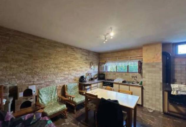 Immobile in asta di 280 m² con più di 5 locali e box auto in vendita a Spilimbergo - Foto 10