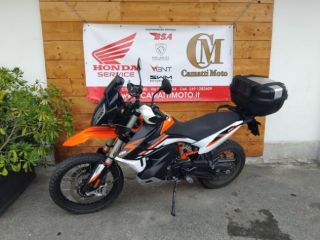 KTM 890 Adventure KTM 890 Adventure