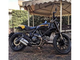 Ducati Scrambler Full throttle