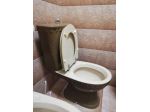 wc cesame color champagne e piastrelle