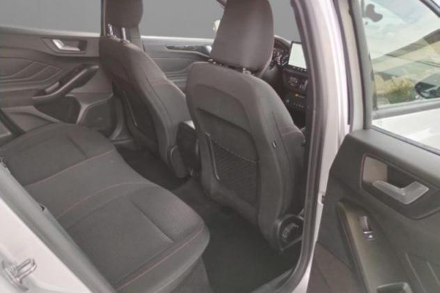 FORD Focus 1.0 EcoBoost Hybrid 125 CV SW ST-Line rif. 23251611 - Foto 8