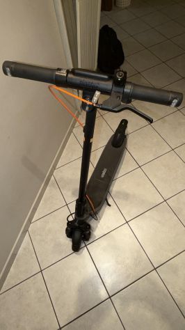 Monopattino Elettrico NINEBOT E2 Plus II