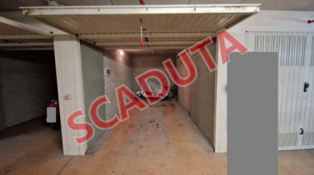 Immobile in asta di 15 m², box auto in vendita a Torino
