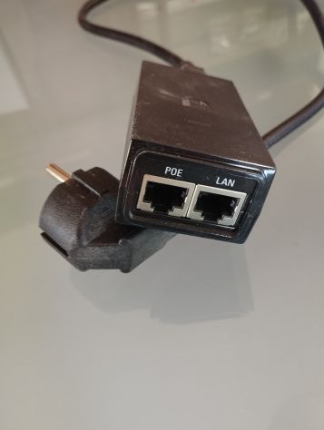 ADATTATORE POE UBIQUITI NETWORKS POE-24-G-12W - Foto 5