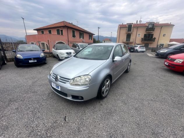 Volkswagen Golf 1.6 16V FSI 5p. Sportline - Foto 2