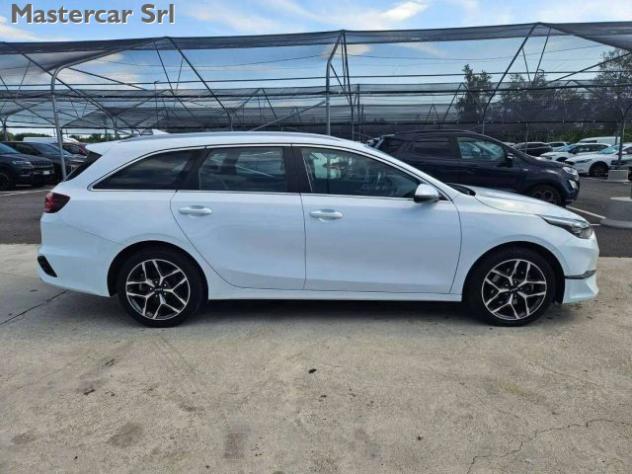 KIA Ceed SW / cee'd SW III 2022 SW 1.6 crdi mhev Business rif. 24083529 - Foto 4