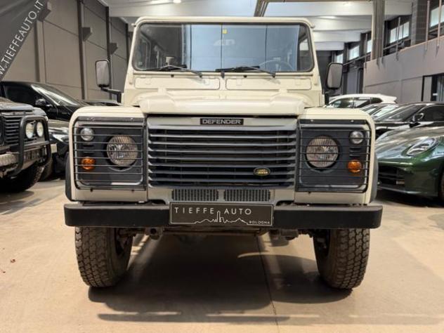 LAND ROVER Defender 130 2.5 Td5 cat CrewCab S rif. 23712635 - Foto 2
