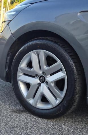 RENAULT Clio 1.0 SCE Evolution - 2025 - Foto 9