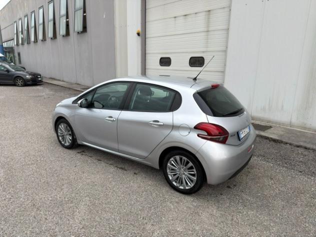 Peugeot 208 PureTech 82 5 porte Active - Foto 3
