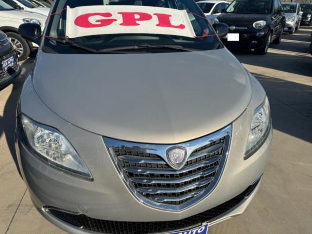 LANCIA Ypsilon 1.2 69 CV 5P GPL Ecochic Gold rif. 23921640 - Foto 3