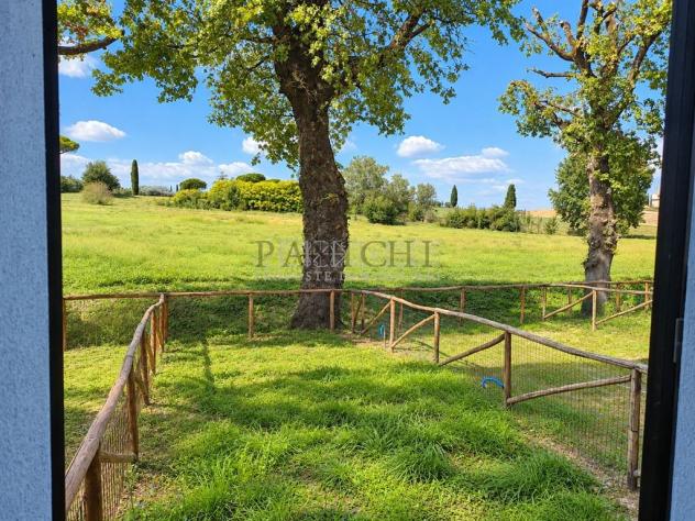 Appartamento di nuova costruzione con balconi, garage e giardino privato - Foto 14