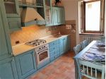 Orvieto - Vendesi grazioso appartamento ristrutturato con terrazza  in un p &hellip;