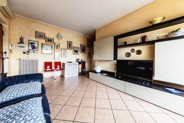 3 locali doppi servizi terrazzo - Foto 4