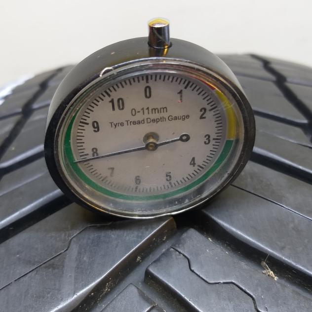 2 GOMME 215 60 17C MICHELIN A71904 - Foto 3