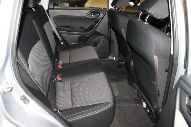 Subaru Forester 2.0i 6MT Style Bi-Fuel - Foto 10