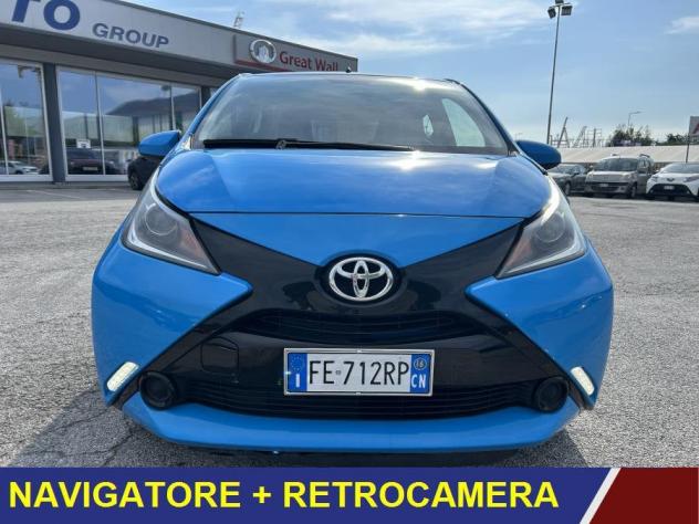Toyota Aygo 1.0 VVT-i 69 CV 5p x-play NAVI + RETROCAMERA - Foto 2