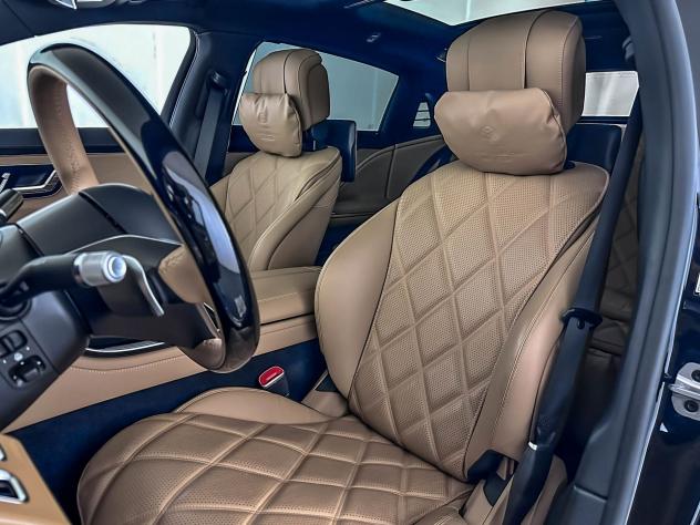 Mercedes-Benz Maybach Classe S Maybach S 680 Limited Edition VIRGIL ABLOH 1 DI 150 4Matic - Foto 9