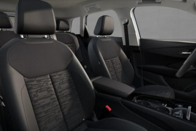 AUDI Q3 TFSI 150 kW S tronic quattro Business rif. 23757663 - Foto 5