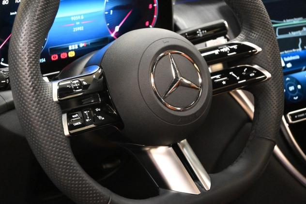 MERCEDES GLC (X254) GLC 220 d 4Matic Mild Hybrid AMG Line Premium - Foto 8