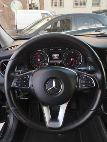 Mercedes-benz GLA 200 d Automatic Business - Foto 5