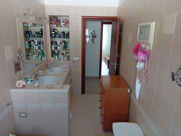 Appartamento piano terra in villa - Foto 3