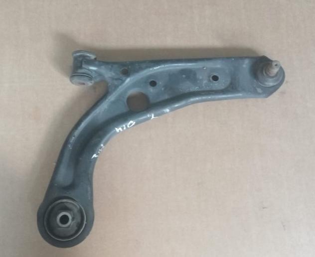BRACCIO OSCILLANTE SOSP. ANT.DX 1.3 MJ 999-U1294911 Meccanica  Assale  Tiranteria  Braccio oscillante ant. d LANCIA - YPSILON - 01-06-2011 - 01-01-201