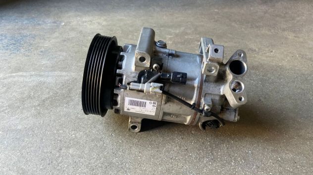 Compressore climatizzatore Renault Clio 4 1.5DCI del 2018 (926008582R)
