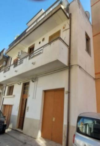 Immobile in asta di 104 m², box auto in vendita a Vittoria - Foto 2