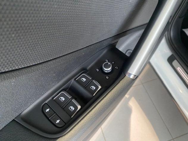 Audi Q2 1.0 30 TFSI 116 cv S-LINE Manuale 6 Marce - Foto 10