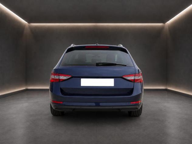 Škoda Superb Wagon 2.0 TDI EVO Executive 200 CV DSG - Foto 4