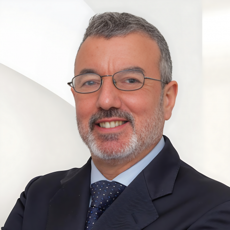 Accompagnatore anziani automunito, ex bancario — EUR/Ardeatino/Torrino Roma sud