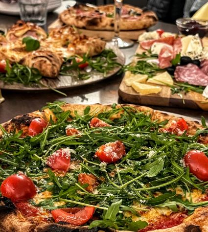 Cercasi Aiuto per Pizzeria. Top Stipendio, Vitto e Alloggio  Giornate Libere !