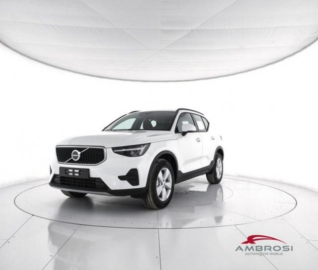 VOLVO XC40 B3 Mild hybrid Benzina Essential rif. 23986874