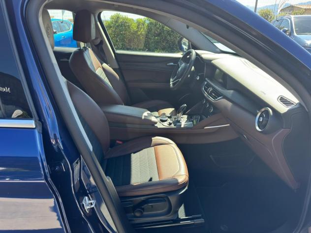Alfa Romeo Stelvio 2.2 Turbo Diesel 180CV AT8 RWD Executive - Foto 7