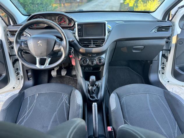 Peugeot 208 1.4 HDi 68 CV 5 porte Allure - Foto 10