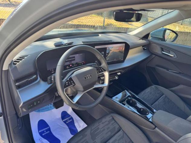 AUDI Q3 TDI 150CV S Tronic Business Advanced rif. 23736875 - Foto 8