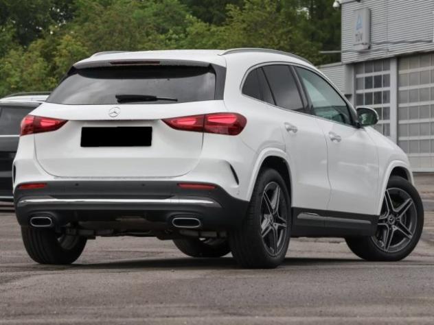 MERCEDES-BENZ GLA 180 Premium Amg rif. 24084339 - Foto 2