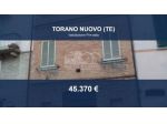 Immobile in asta di 178 m², box auto in vendita a Torano Nuovo