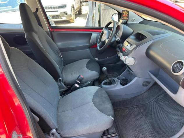 TOYOTA Aygo 1.4 turbodiesel 3 porte Sol rif. 23903044 - Foto 9