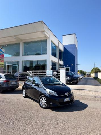 Toyota Yaris 1.0 5 porte Lounge